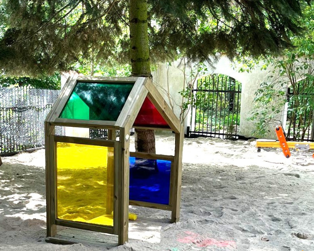 PLAC ZABAW JUZ OTWARTY STRUS EGO1